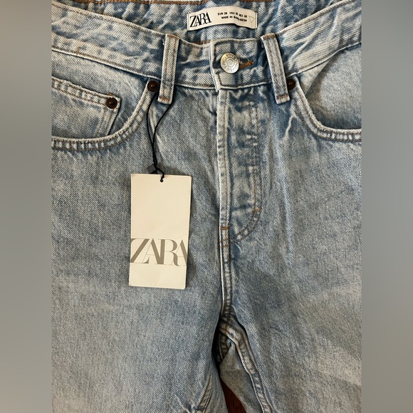 Zara Men's Faded Blue Straight Jeans - Picture 3 of 3